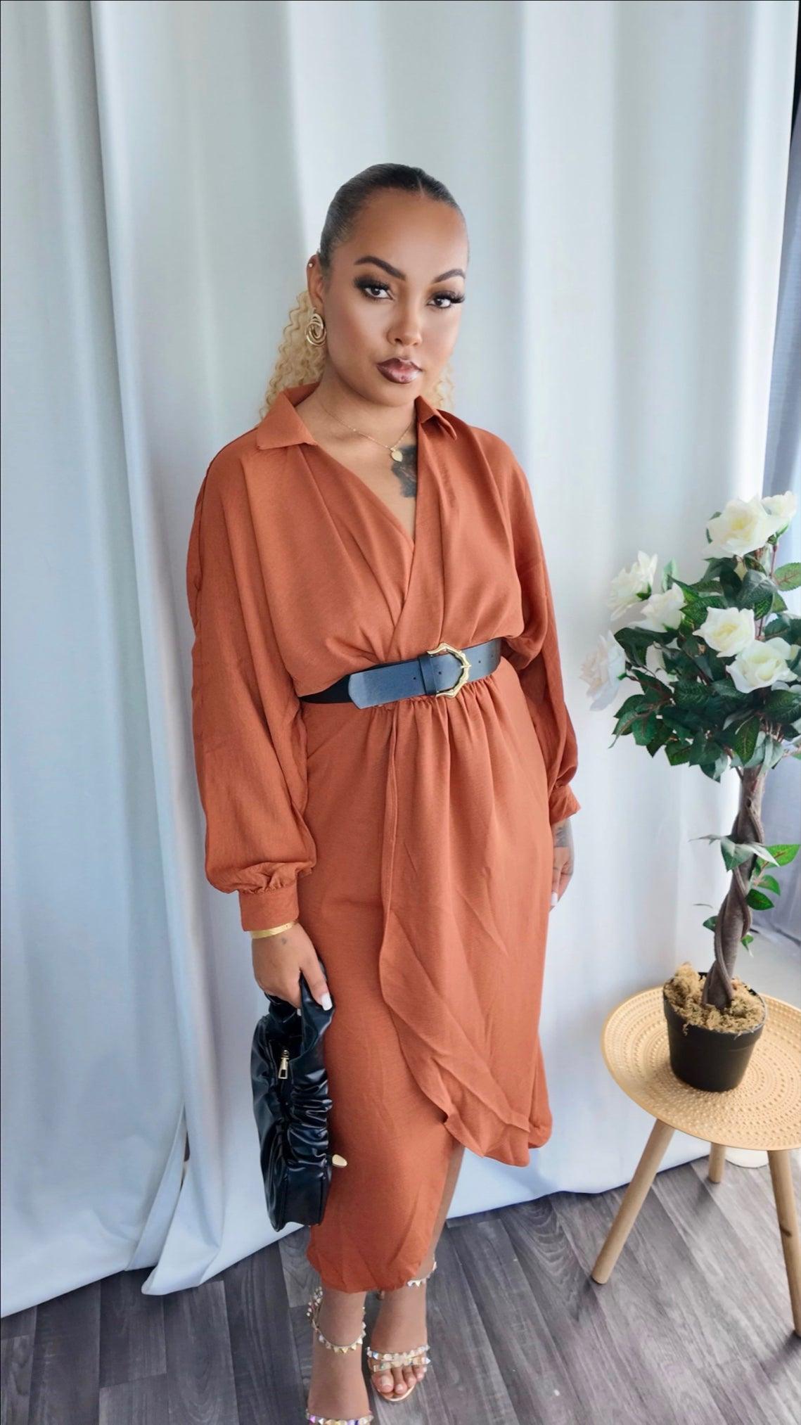Robe blazer marron à col chemise double boutonnage et ceinture