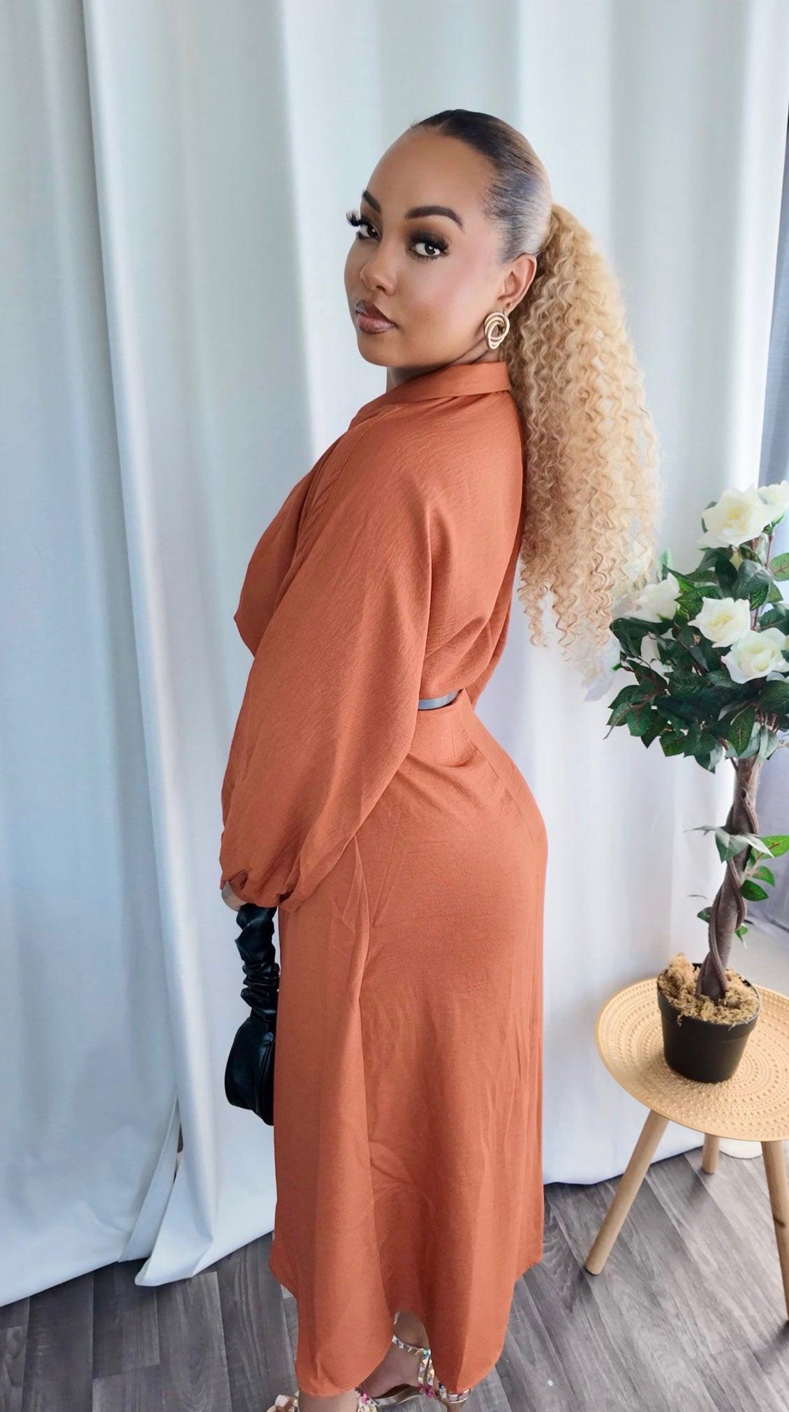 Robe blazer marron à col chemise double boutonnage et ceinture