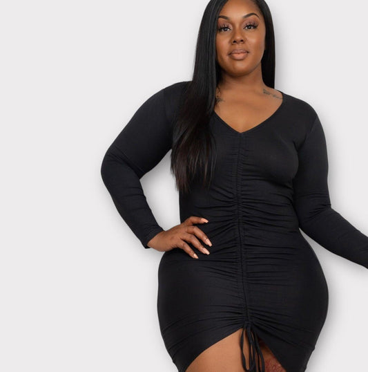 Robe grande taille manches longues col V froncée devant