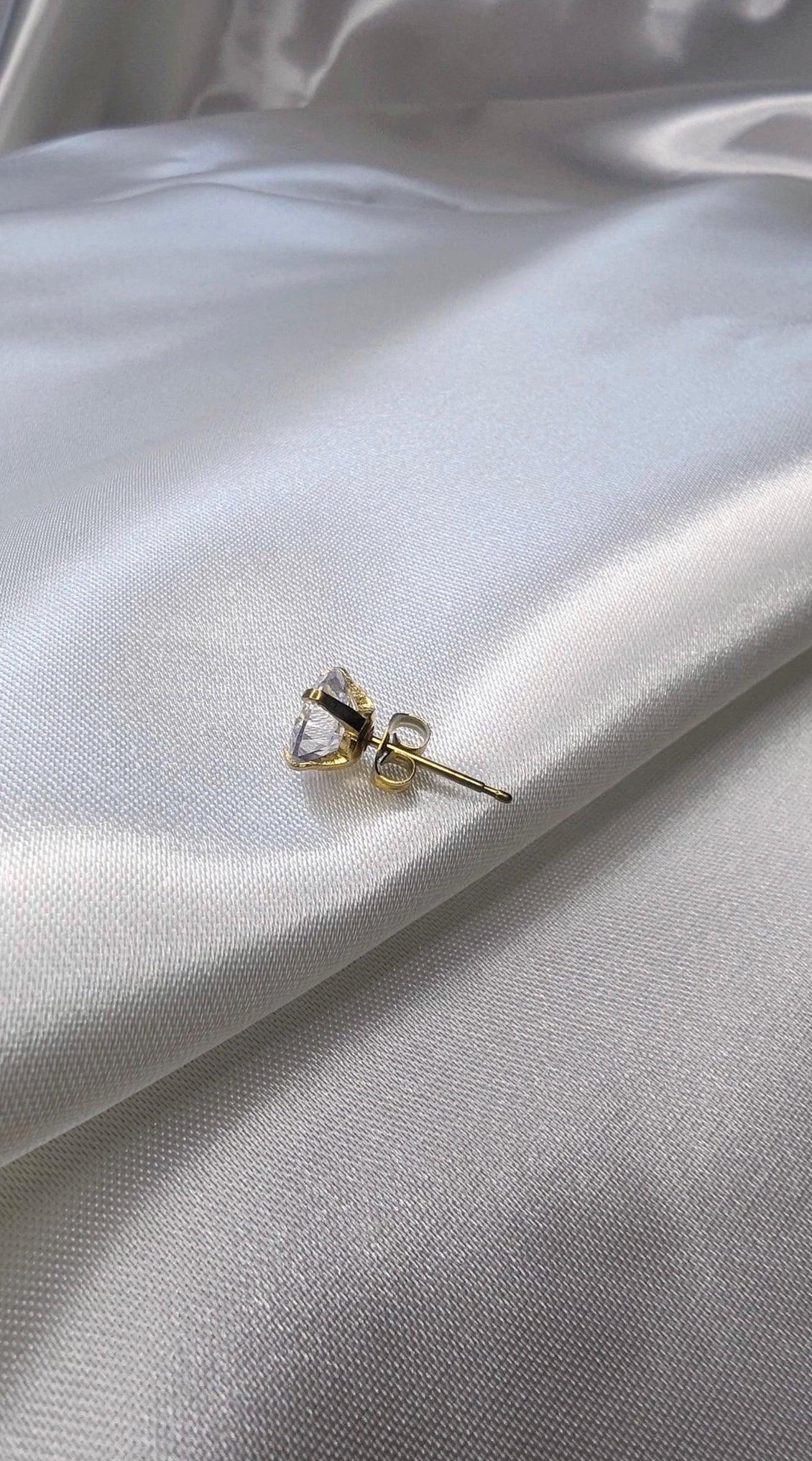 Boucle d’oreille diamant (pièce )