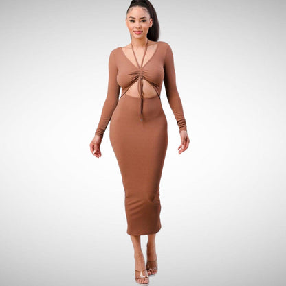 Robe à Manches Longues – Robe moulante mocha à décolleté lacé